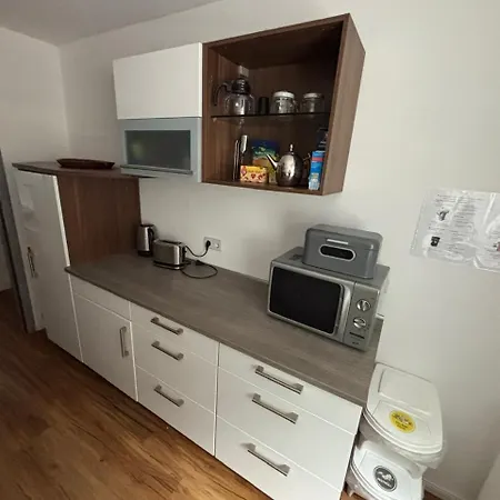 Im Gaestehaus Der Wilisch Апартаменты *