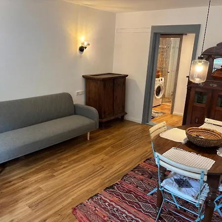 Im Gaestehaus Der Wilisch * אמצברג
